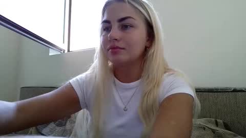 luna_blazer online show from September 10, 2025, 8:47 am