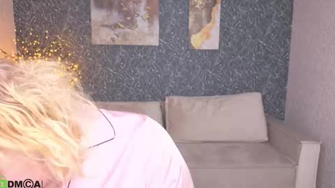 luna online show from March 22, 2026, 1:20 am