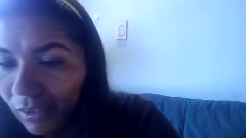 luna  online show from September 25, 2025, 1:26 pm