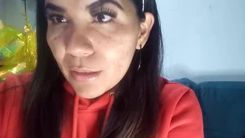 luna  online show from September 26, 2025, 7:45 am