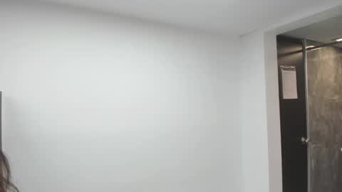 luna  online show from October 16, 2025, 11:11 am