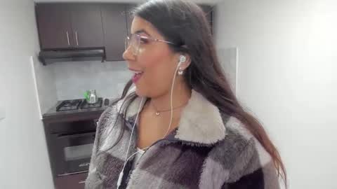 luna  online show from February 24, 2026, 11:08 am