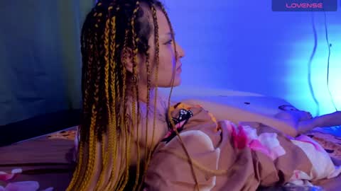 luna_hazard online show from December 7, 2024, 9:50 am