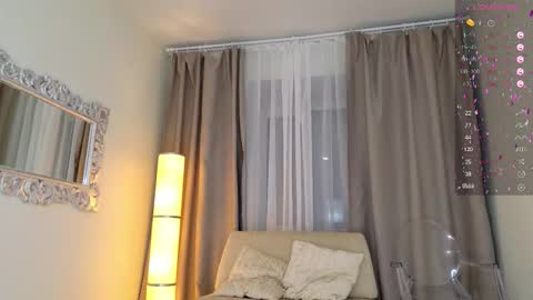 Luna online show from October 4, 2025, 9:29 am