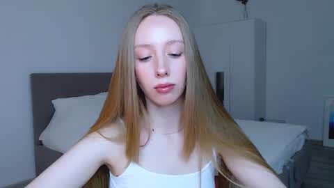 Luna online show from December 26, 2024, 8:00 pm