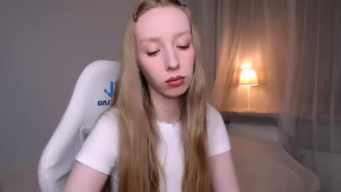 Luna online show from July 20, 2026, 10:01 pm