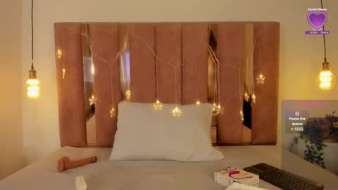 Snapshot of luna_kassiel chatting on December 14, 2025, 11:26 am luna_kassiel online show from December 14, 2025, 11:26 am