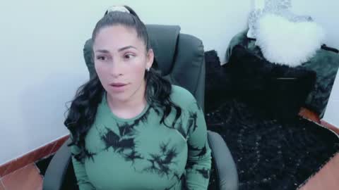 Snapshot of luna_lgomez chatting on April 22, 2026, 10:39 am luna online show from April 22, 2026, 10:39 am