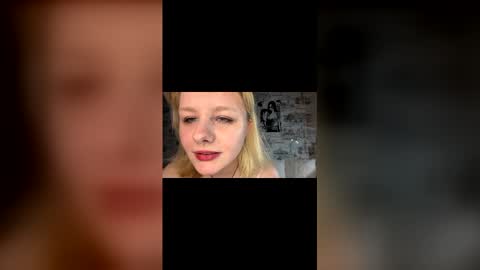 Luna online show from April 21, 2026, 2:01 pm