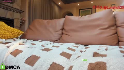 luna online show from January 22, 2025, 3:18 pm