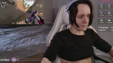 luna_loveeee online show from March 21, 2026, 8:19 am