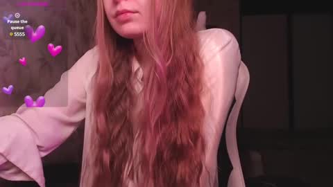 Luna online show from January 7, 2025, 1:38 am