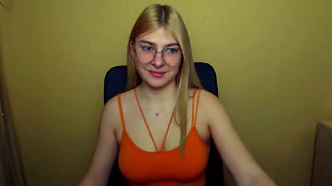 Luna online show from February 7, 2025, 8:55 am