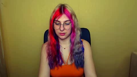 Luna online show from February 25, 2025, 9:20 am