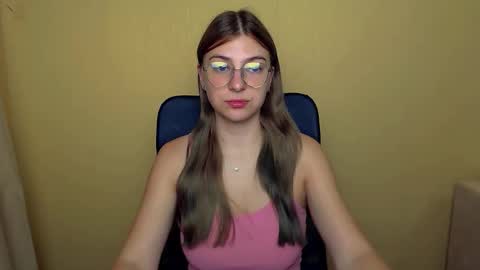 Luna online show from September 13, 2025, 8:14 am