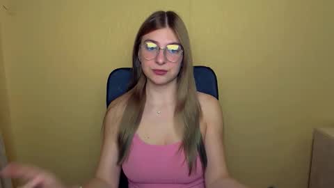 Luna online show from September 29, 2025, 8:19 am