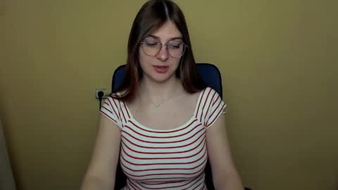 Luna online show from April 17, 2026, 9:23 am