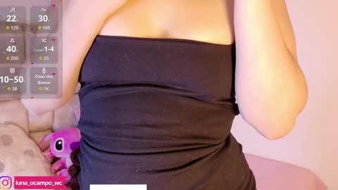   online show from October 15, 2025, 7:58 pm