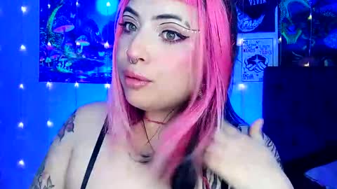 MISS LUNA  online show from February 23, 2025, 4:17 am