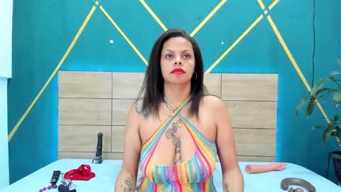 Luna online show from February 21, 2025, 7:10 pm