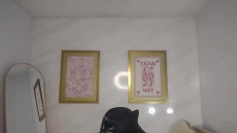 Live 1000pm 600am COLOMBIAN HOUR online show from November 2, 2025, 3:09 am