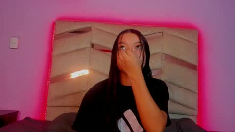 Luna  online show from December 5, 2024, 12:22 pm