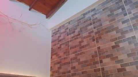 luna_valen online show from June 13, 2026, 4:32 am