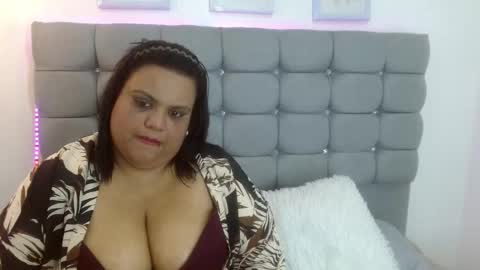 LUNA VIXEN online show from March 7, 2026, 7:33 pm