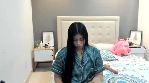 lunaa08 online show from July 25, 2026, 8:56 am