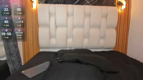 Luna online show from March 7, 2026, 5:32 pm