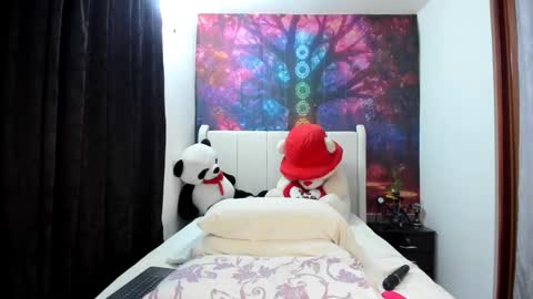 Snapshot of lunaa_mayerr chatting on October 1, 2025, 1:44 am lunaa mayer online show from October 1, 2025, 1:44 am