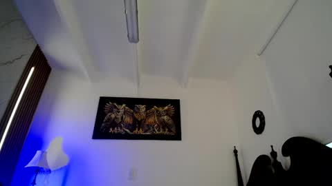 lunaa_scarlett online show from April 18, 2026, 8:20 pm