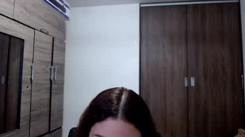 Snapshot of lunaa_sub chatting on July 9, 2026, 7:40 pm lunaa_sub online show from July 9, 2026, 7:40 pm