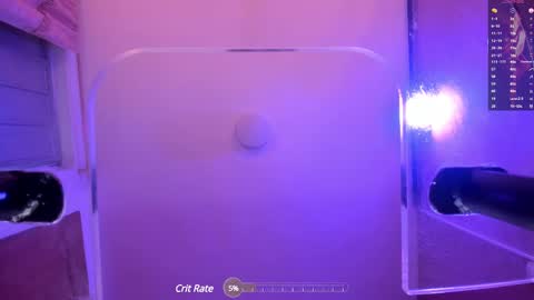 Luna online show from March 10, 2025, 10:24 pm