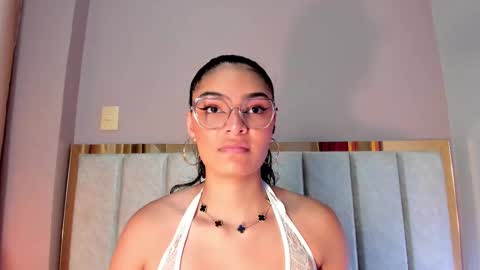 Luna Aspen online show from November 10, 2025, 6:07 pm