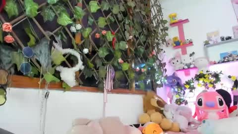 lunacristal_moon online show from January 10, 2025, 8:51 am