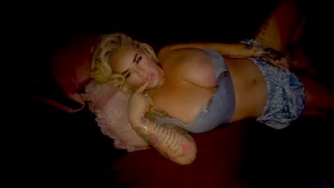 Luna Daddys Girl online show from May 27, 2026, 6:10 am