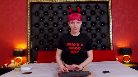 Luna Devil online show from February 12, 2026, 8:48 pm