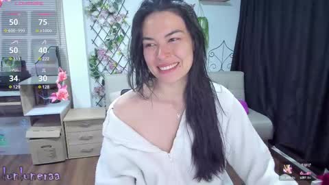 Luna online show from March 4, 2025, 4:06 am