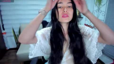 Luna online show from December 15, 2025, 4:28 am