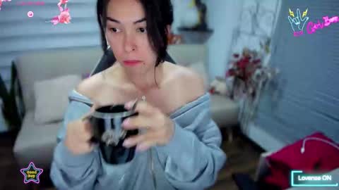 Luna online show from March 3, 2026, 2:07 am