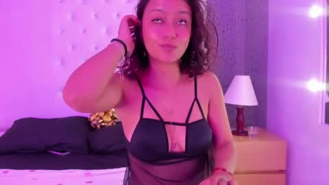 Snapshot of lunagatti chatting on April 11, 2026, 3:38 pm Luna online show from April 11, 2026, 3:38 pm