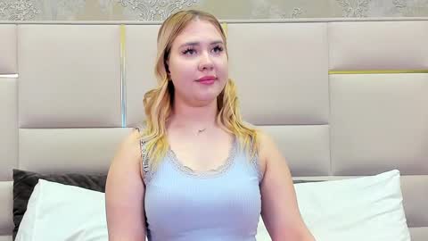 LunaHouston online show from March 7, 2025, 4:44 pm