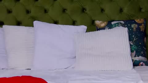 LunaJenner online show from January 14, 2026, 4:56 pm