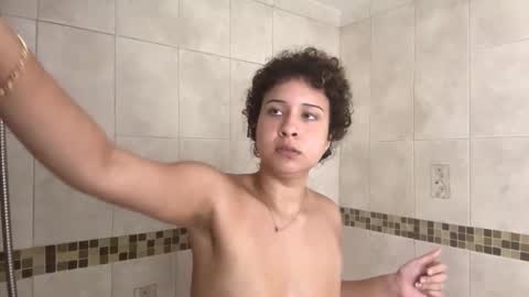 lunaloopzz online show from March 30, 2026, 5:36 pm