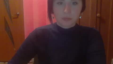 lunamystique_ online show from January 24, 2025, 3:00 am