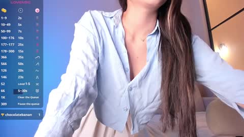 Aisha online show from December 8, 2024, 10:19 am