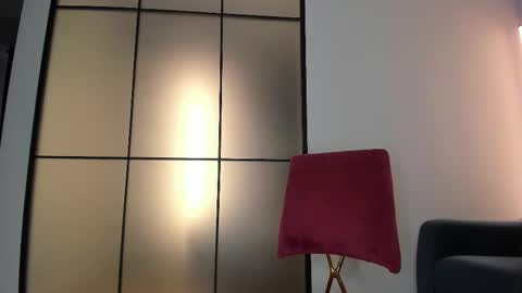 Aisha online show from October 13, 2025, 11:32 am