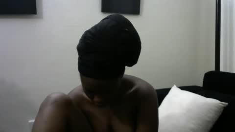 Smiley online show from May 7, 2026, 3:12 am