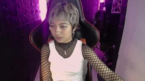 lunarichy online show from February 25, 2026, 9:35 pm